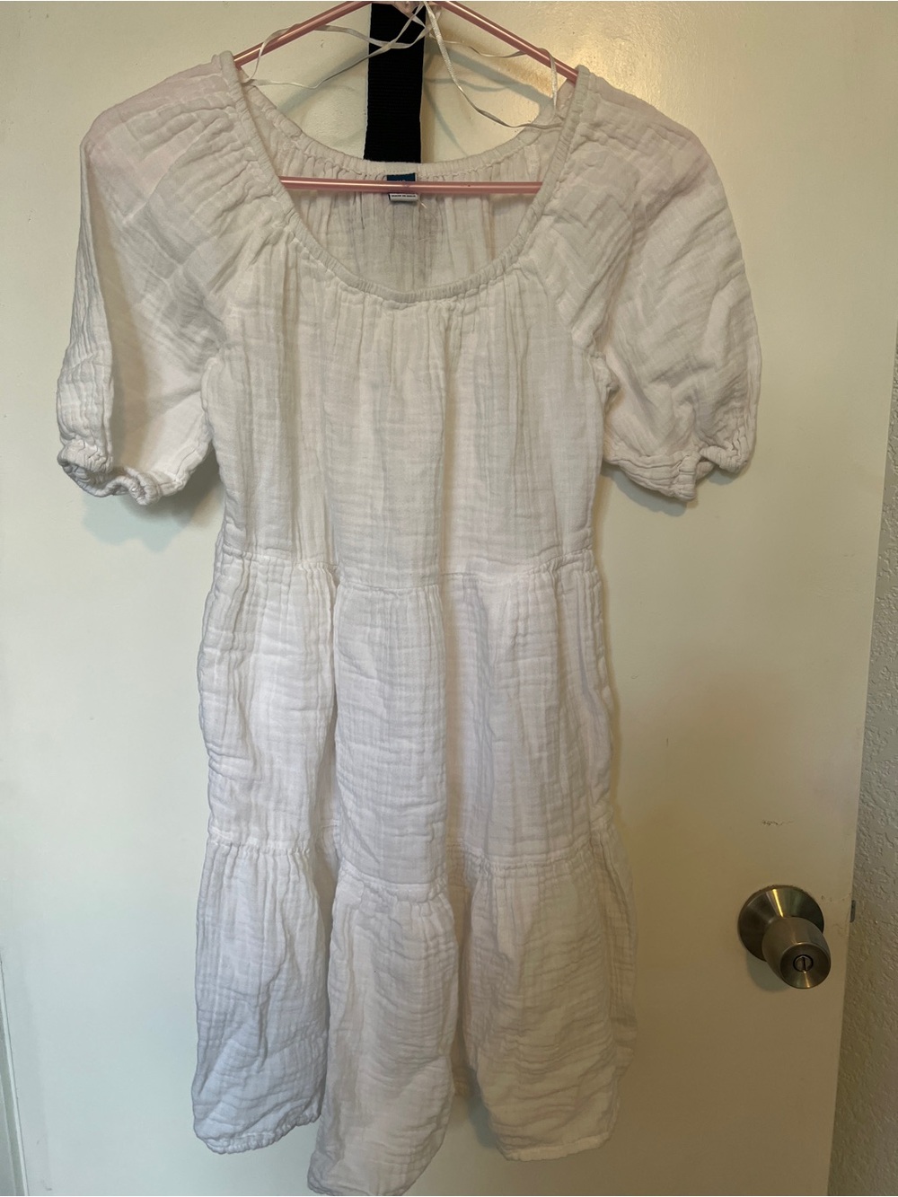Old Navy XS White Short-Sleeve Tiered Cotton Dress